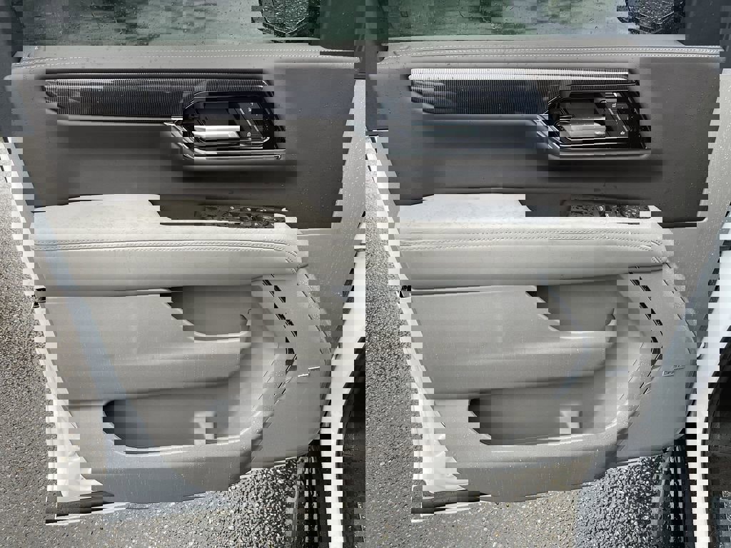 New 2026 GMC Yukon XL Elevation w/ Elevation Premium Package image 23