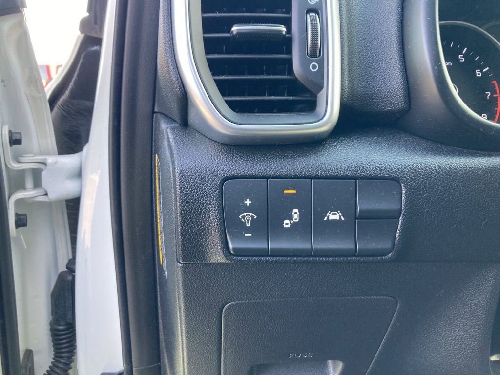 Used 2022 Kia Sportage Nightfall Edition image 13