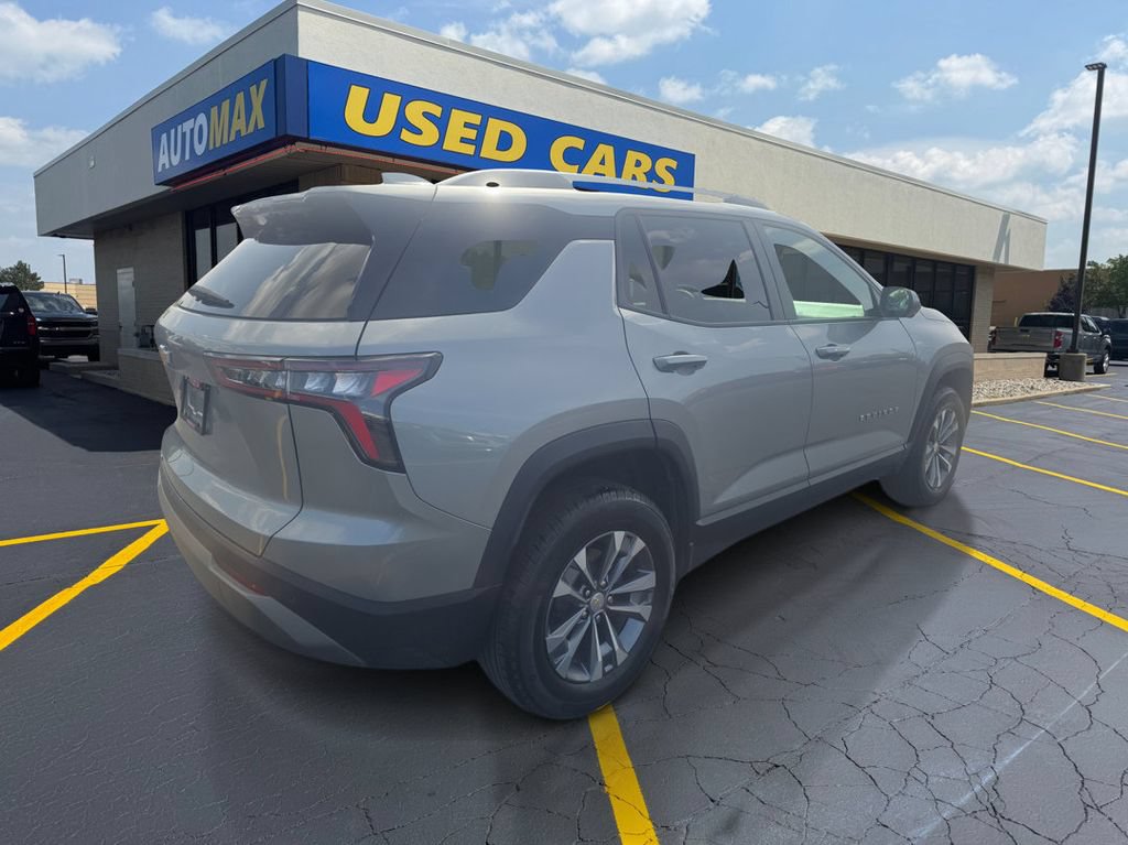 Used 2025 Chevrolet Equinox LT w/ Convenience Package II AWD/4WD image 5