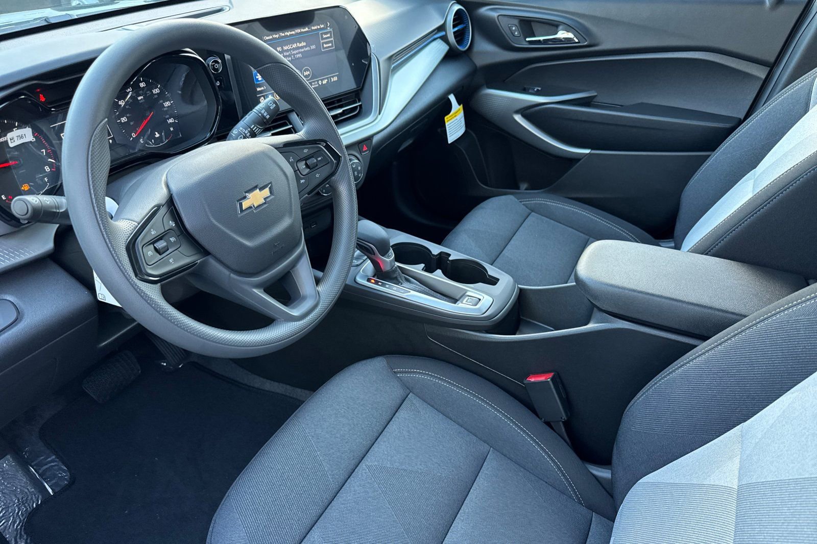 New 2026 Chevrolet Trax LS w/ LS Convenience Package image 9