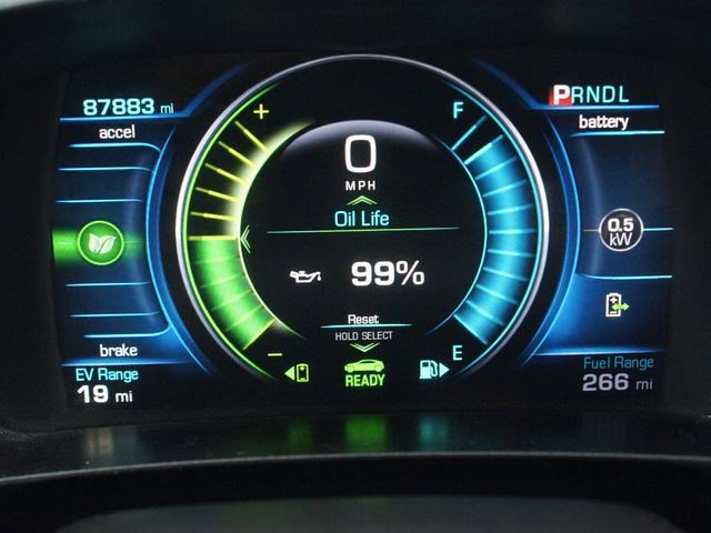 Used 2017 Chevrolet Volt Premier w/ Driver Confidence II Package image 4