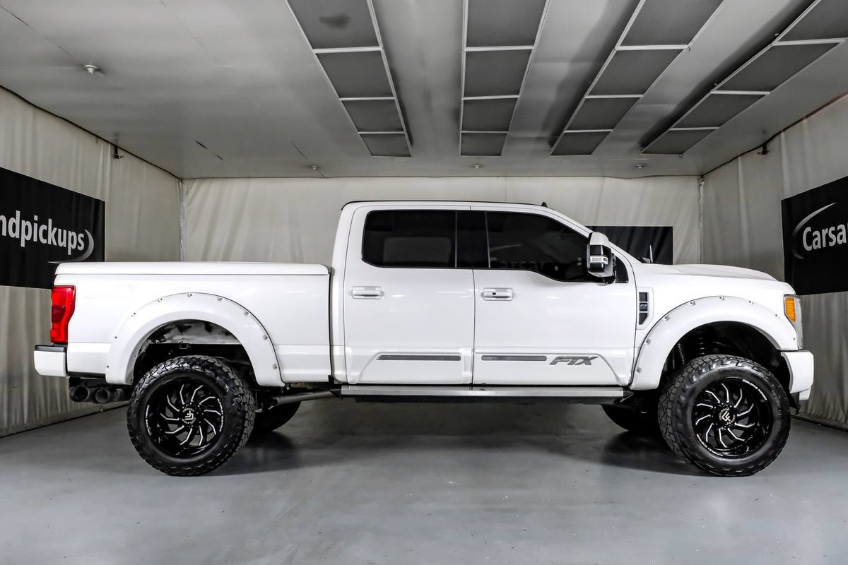 Used 2019 Ford F250 Lariat w/ Lariat Ultimate Package AWD/4WD image 4