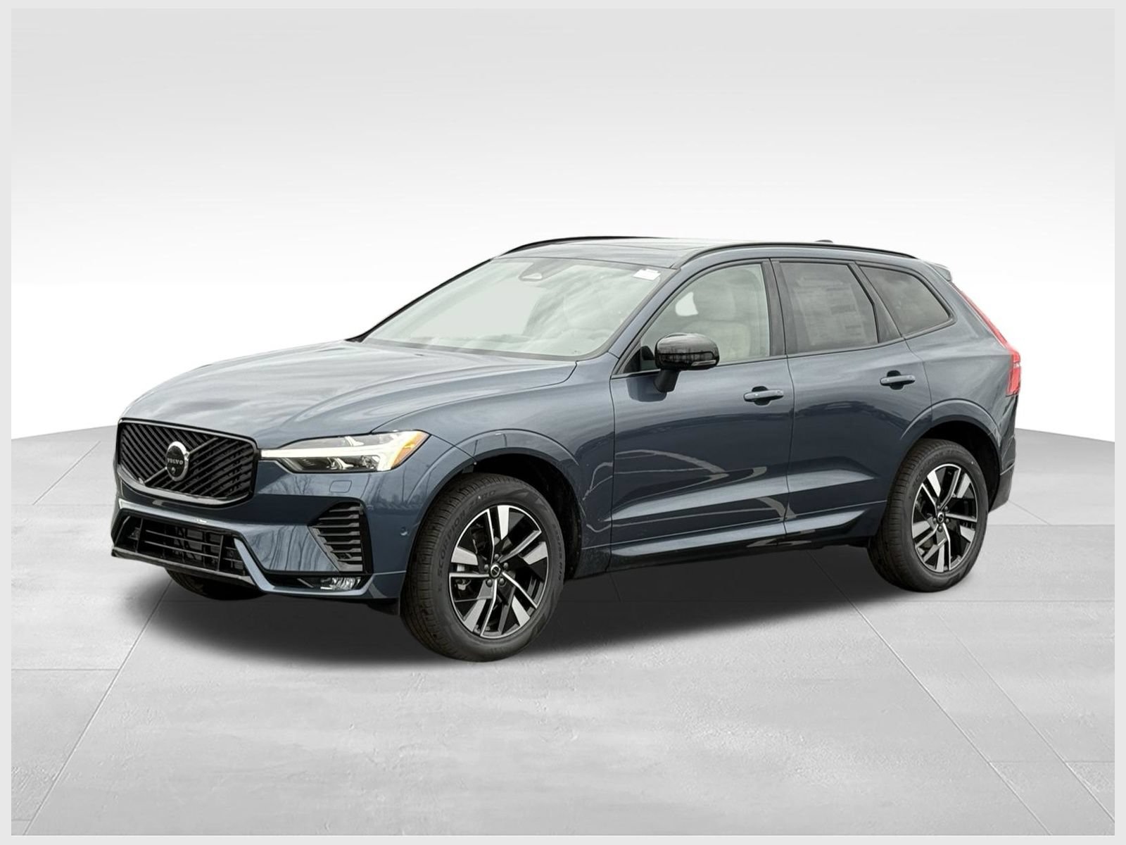 New 2026 Volvo XC60 B5 Plus w/ Protection Package Premier