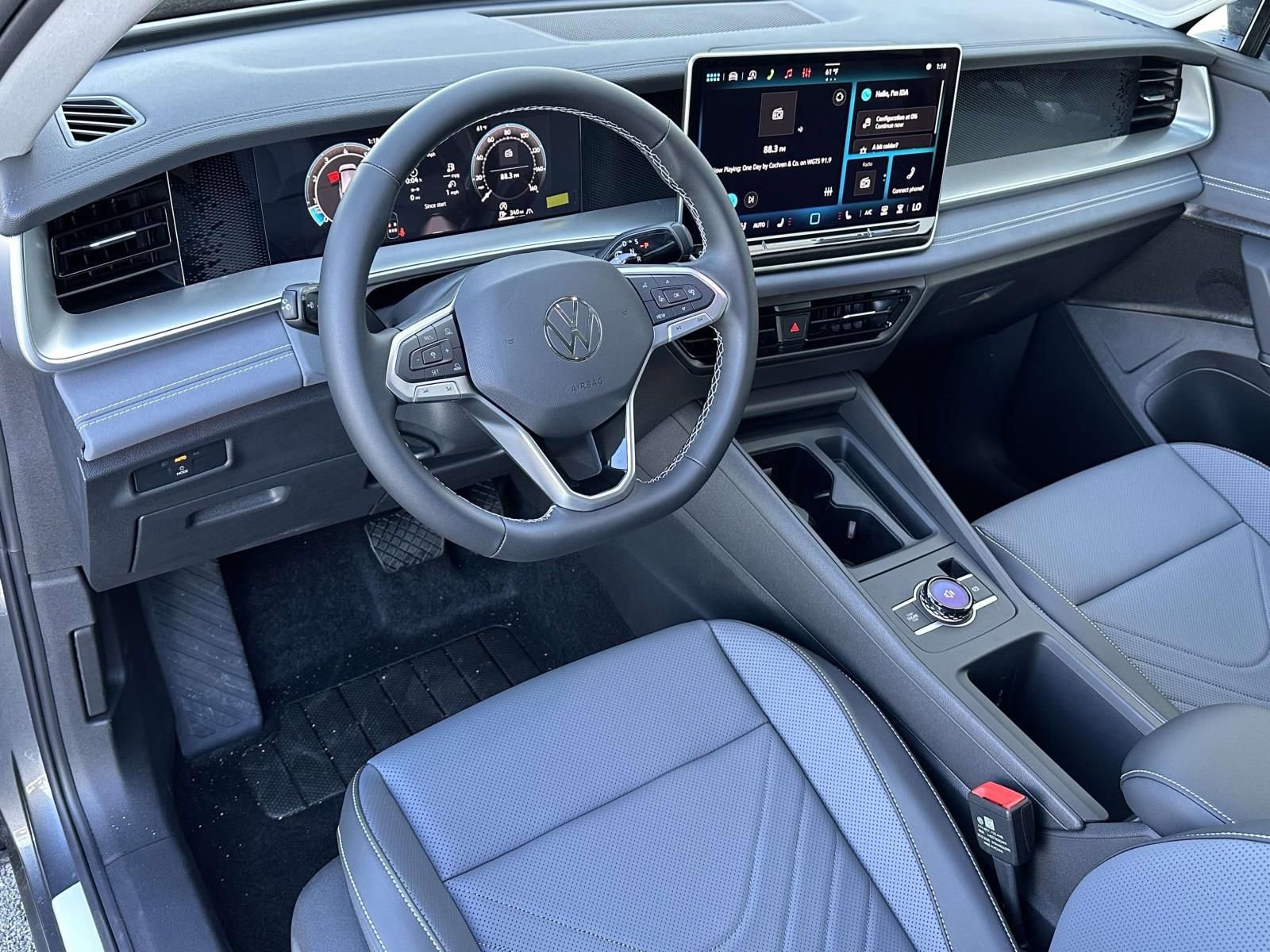 New 2026 Volkswagen Tiguan SE image 10