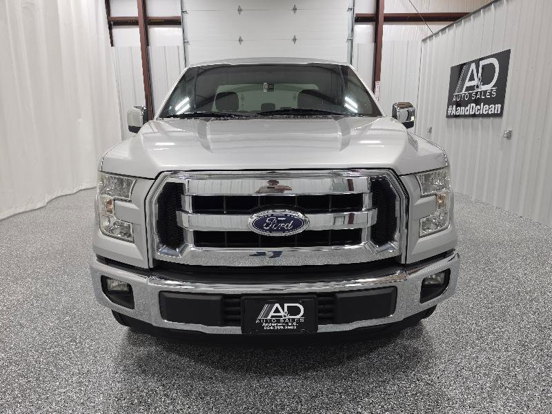 Used 2015 Ford F150 XLT image 2