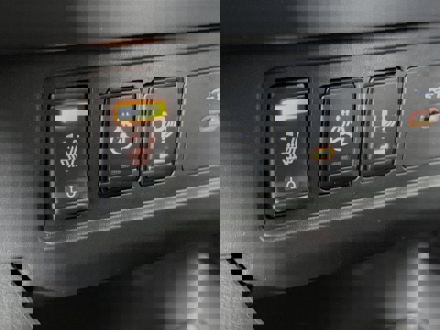 New 2025 Nissan Frontier SV w/ SV Convenience Package image 22