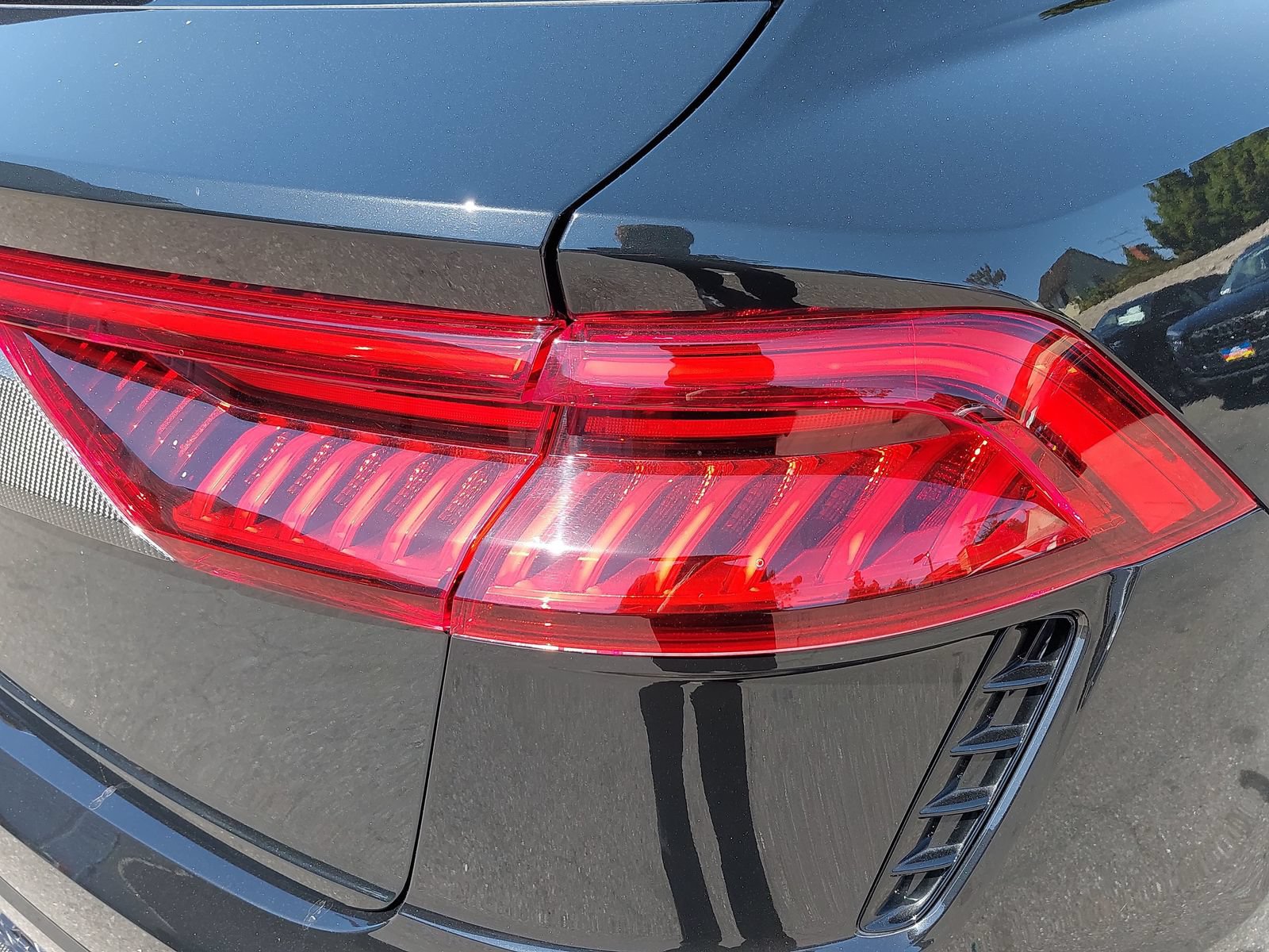 Used 2022 Audi RS Q8 AWD/4WD image 39