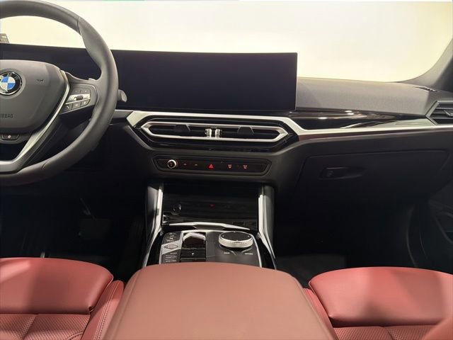 Certified 2023 BMW 330i xDrive Sedan w/ Premium Package AWD/4WD image 35