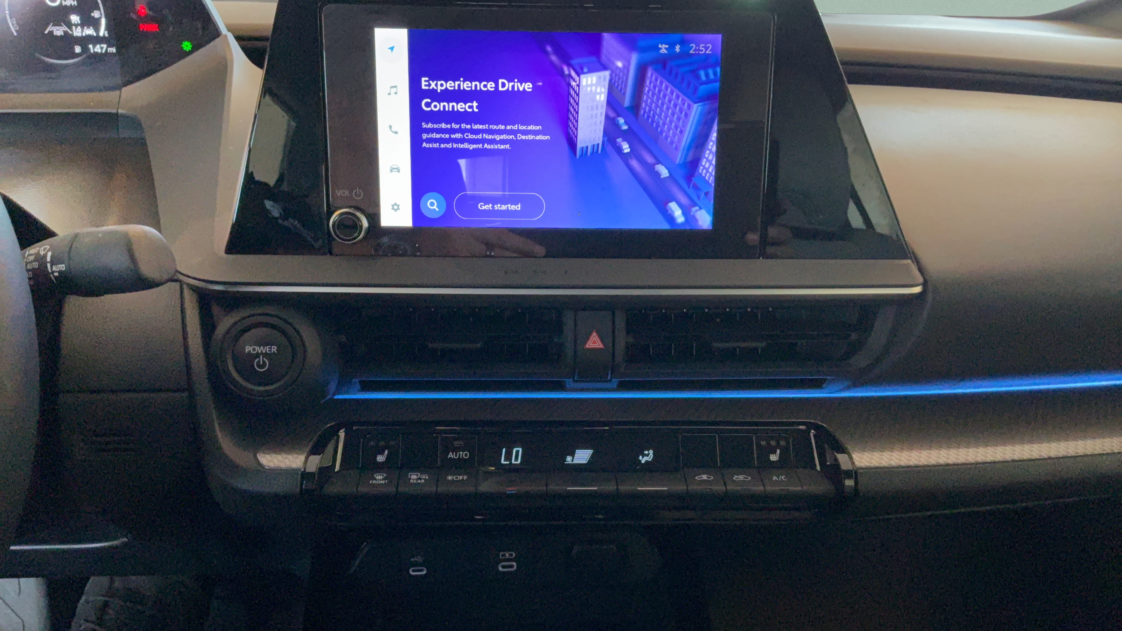 Used 2024 Toyota Prius XLE FWD image 15