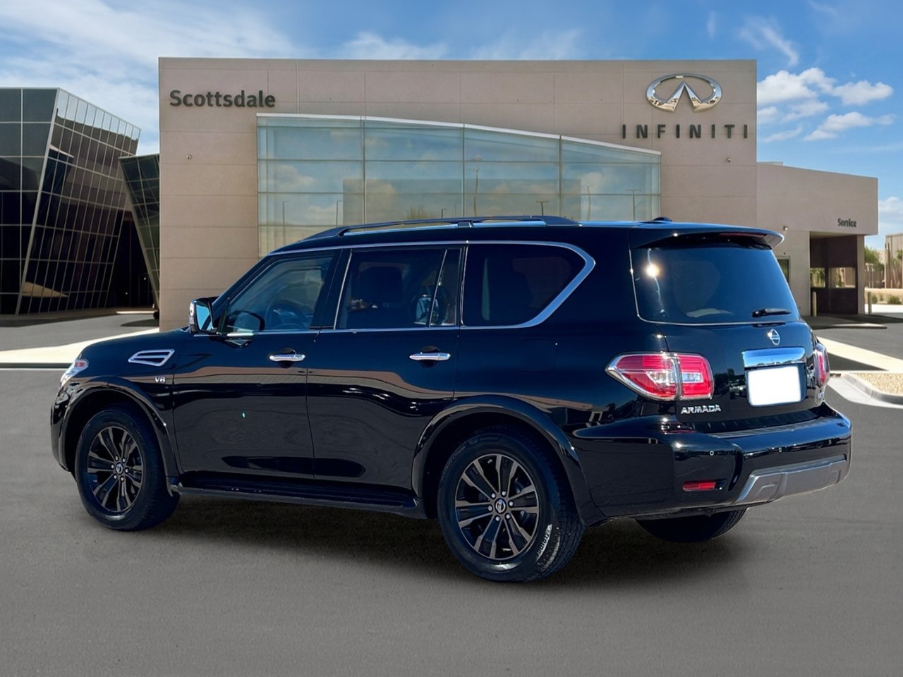 Used 2019 Nissan Armada Platinum w/ Captain's Chairs Package AWD/4WD image 4