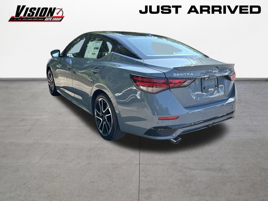 New 2025 Nissan Sentra SR FWD image 8