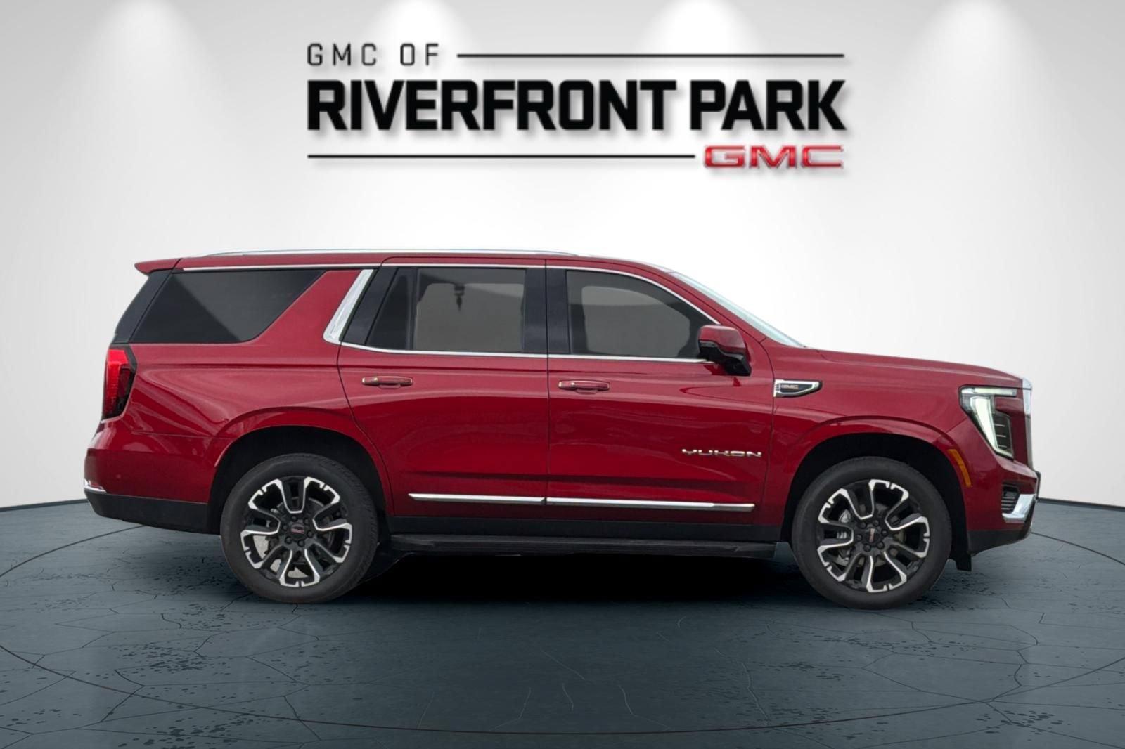 New 2026 GMC Yukon Elevation AWD/4WD image 2