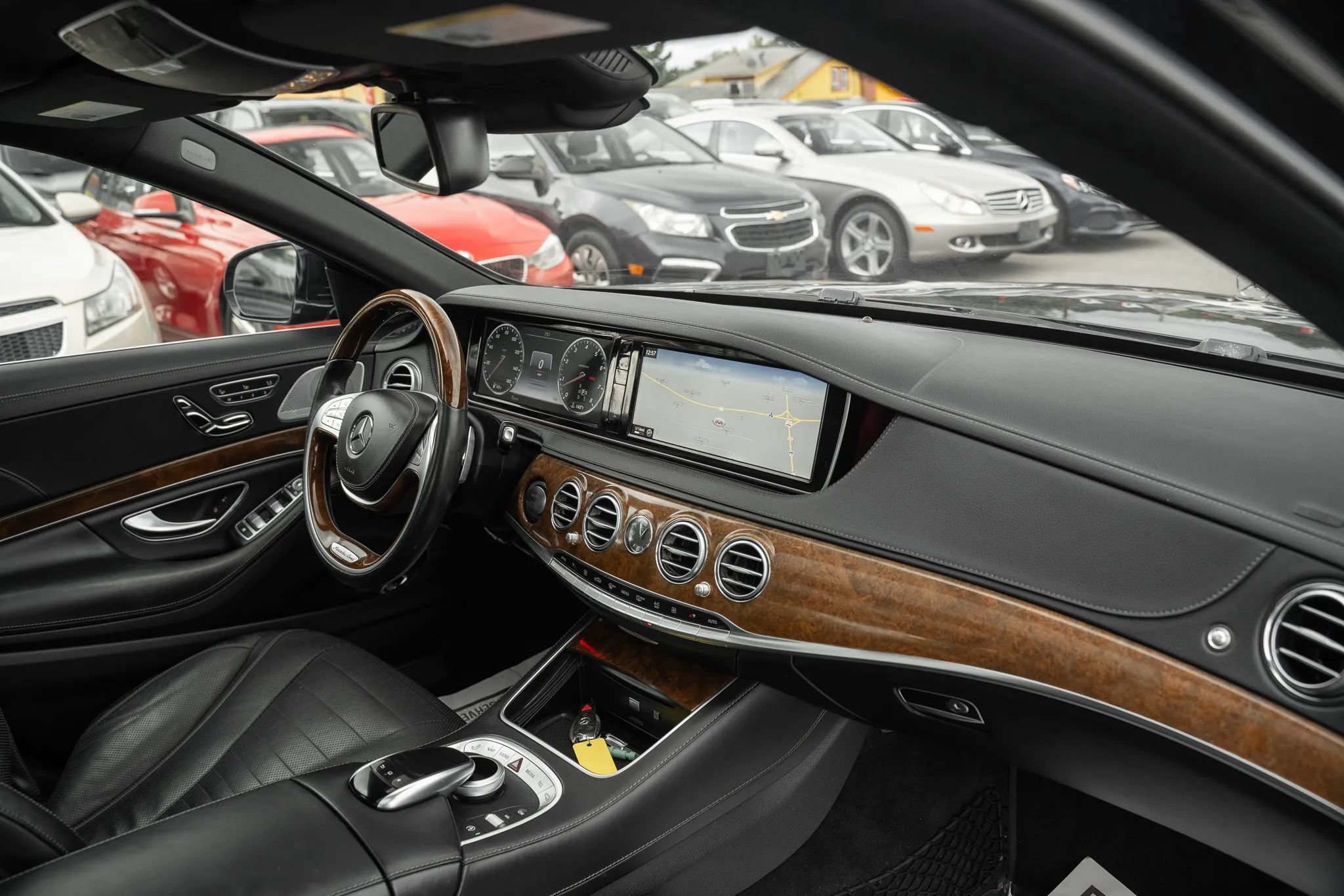 Used 2016 Mercedes-Benz S 550 4MATIC Sedan image 17