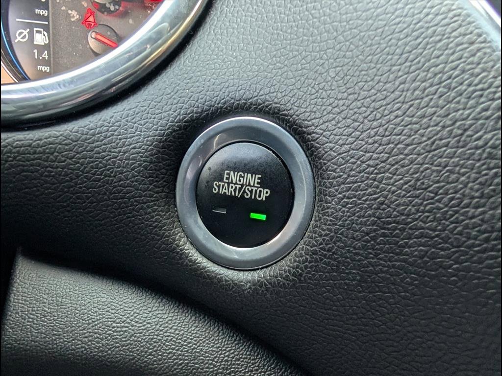 Used 2024 Chevrolet Malibu LT image 8