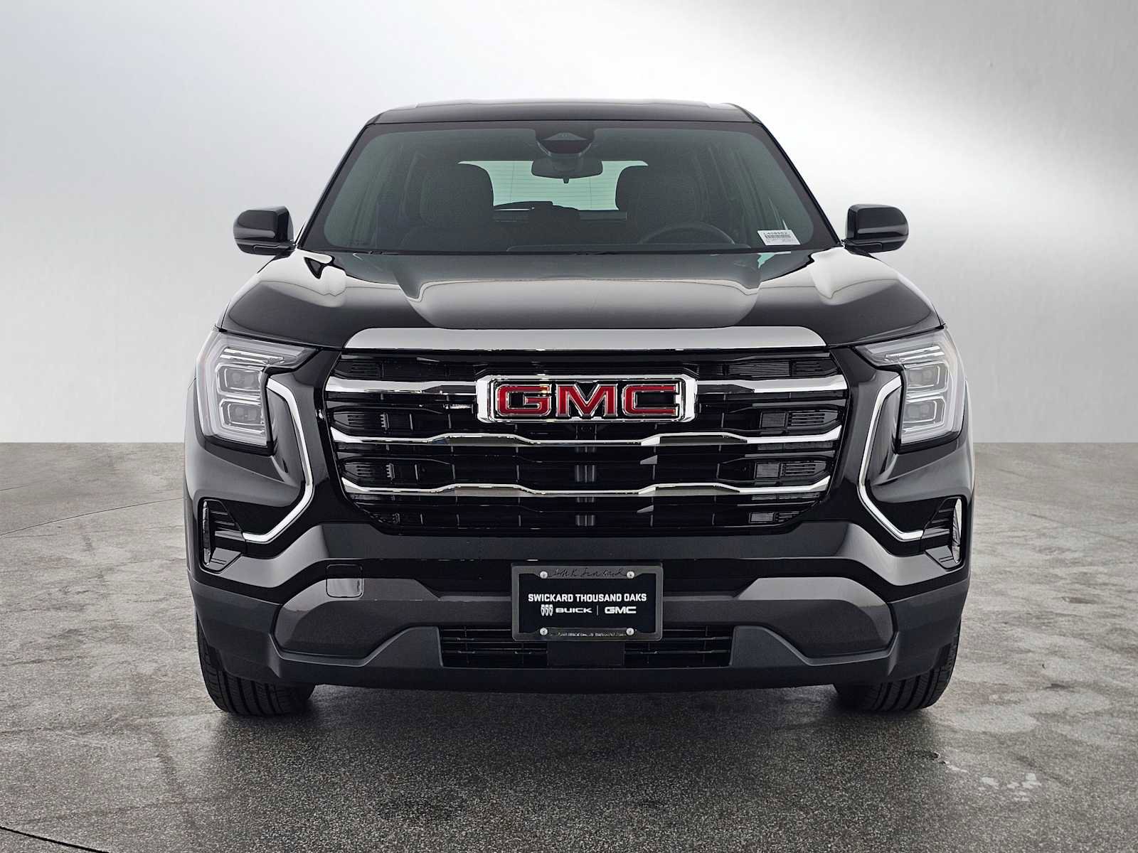 New 2026 GMC Terrain Elevation w/ LPO, Floor Liner Package FWD image 8