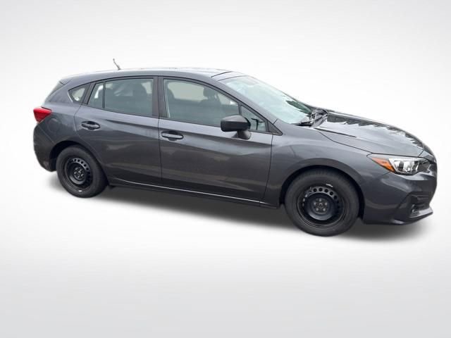 Used 2019 Subaru Impreza 2.0i image 2