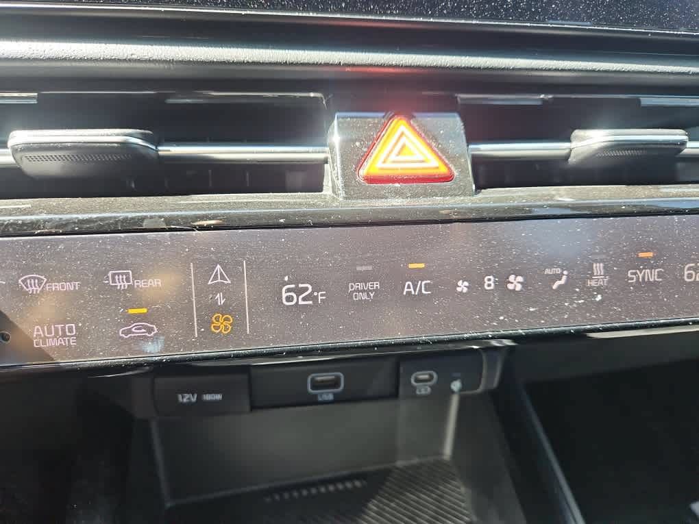Used 2023 Kia Niro Wind FWD image 17