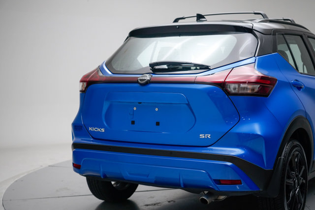Used 2023 Nissan Kicks SR w/ SR Premium Package FWD image 12