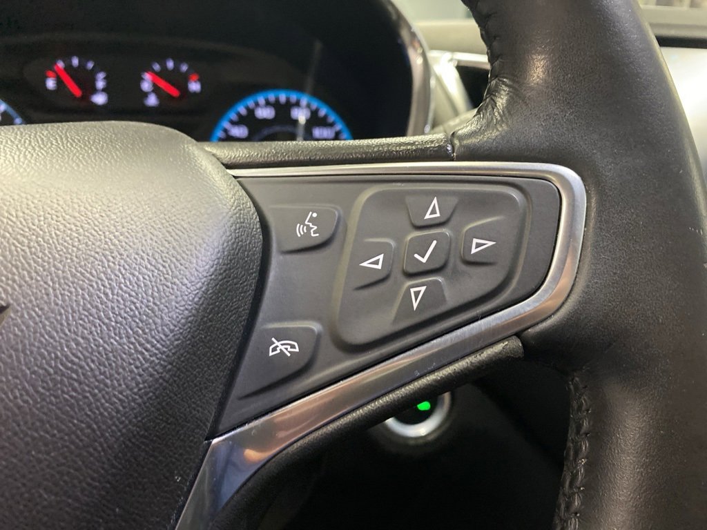 Used 2018 Chevrolet Equinox LT image 18