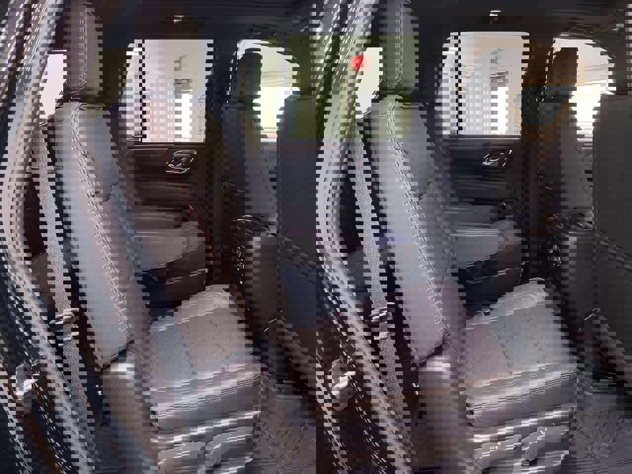 Used 2024 Chevrolet Tahoe High Country w/ Premium Package image 17