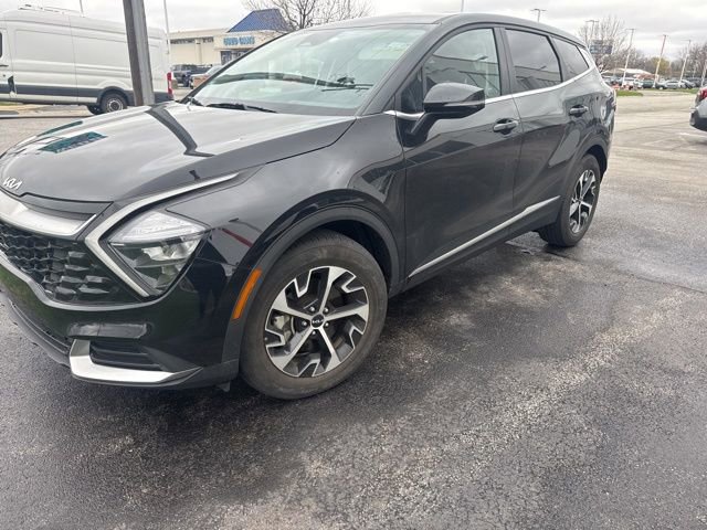 Used 2023 Kia Sportage EX image 7