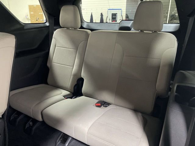 Used 2022 Chevrolet Traverse LS w/ Midnight/Sport Edition FWD image 24