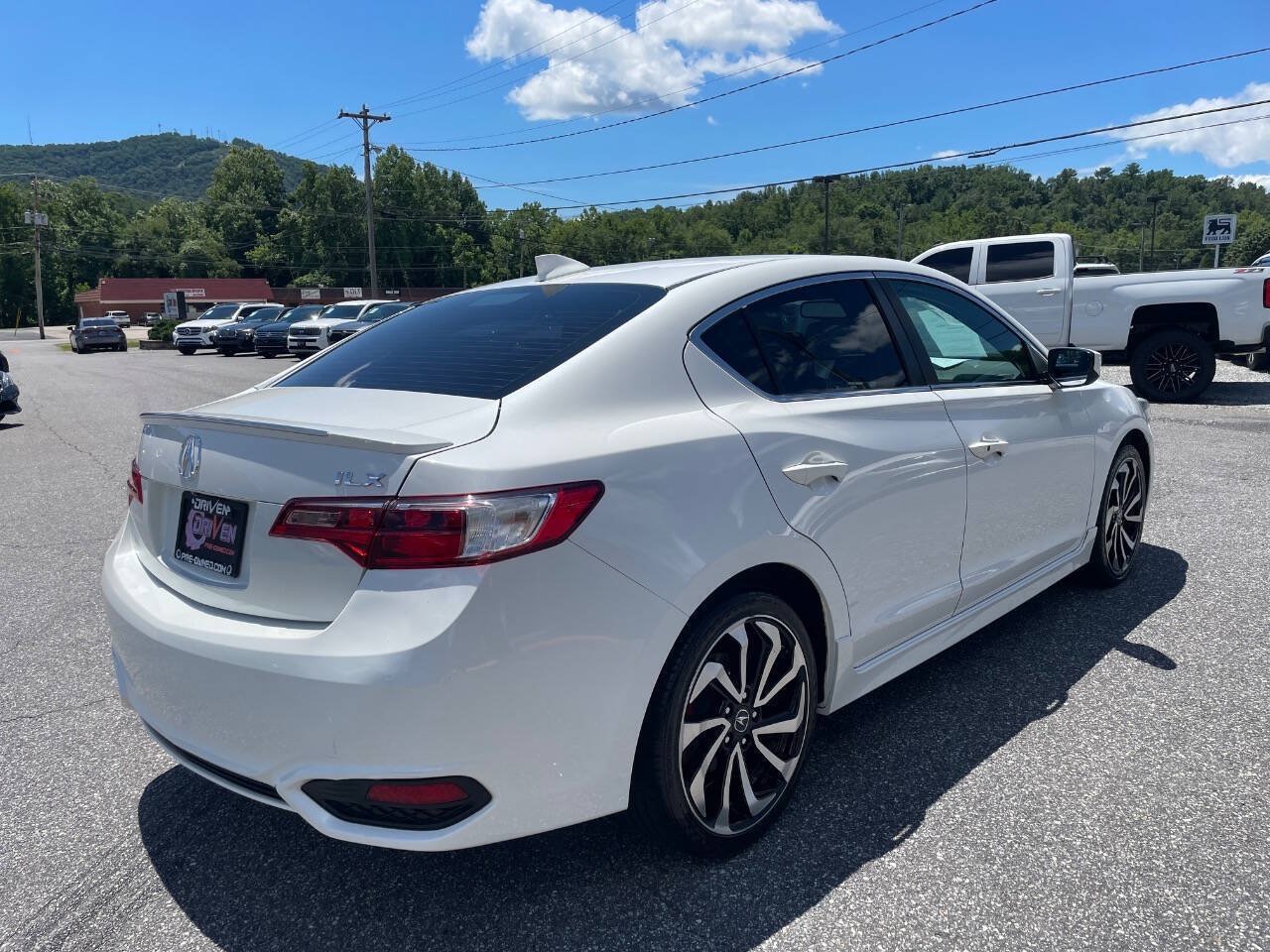 Used 2016 Acura ILX FWD image 10