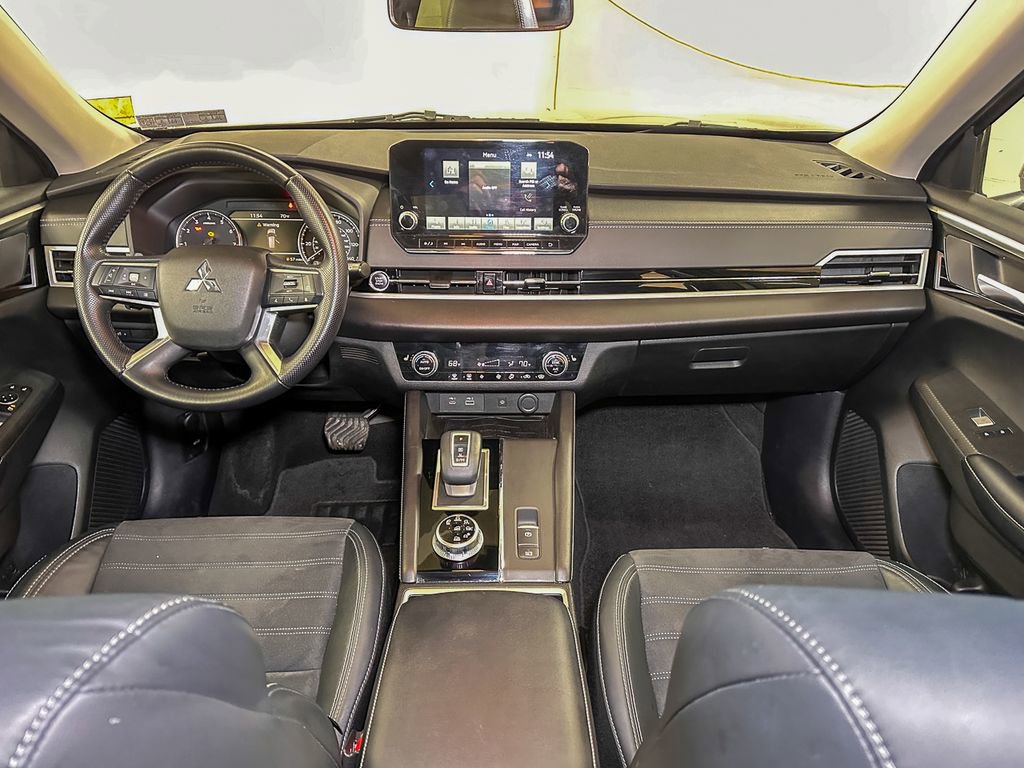 Used 2022 Mitsubishi Outlander SE AWD/4WD image 33