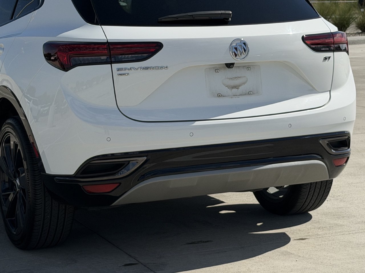 Used 2023 Buick Envision Essence w/ Technology Package I AWD/4WD image 6
