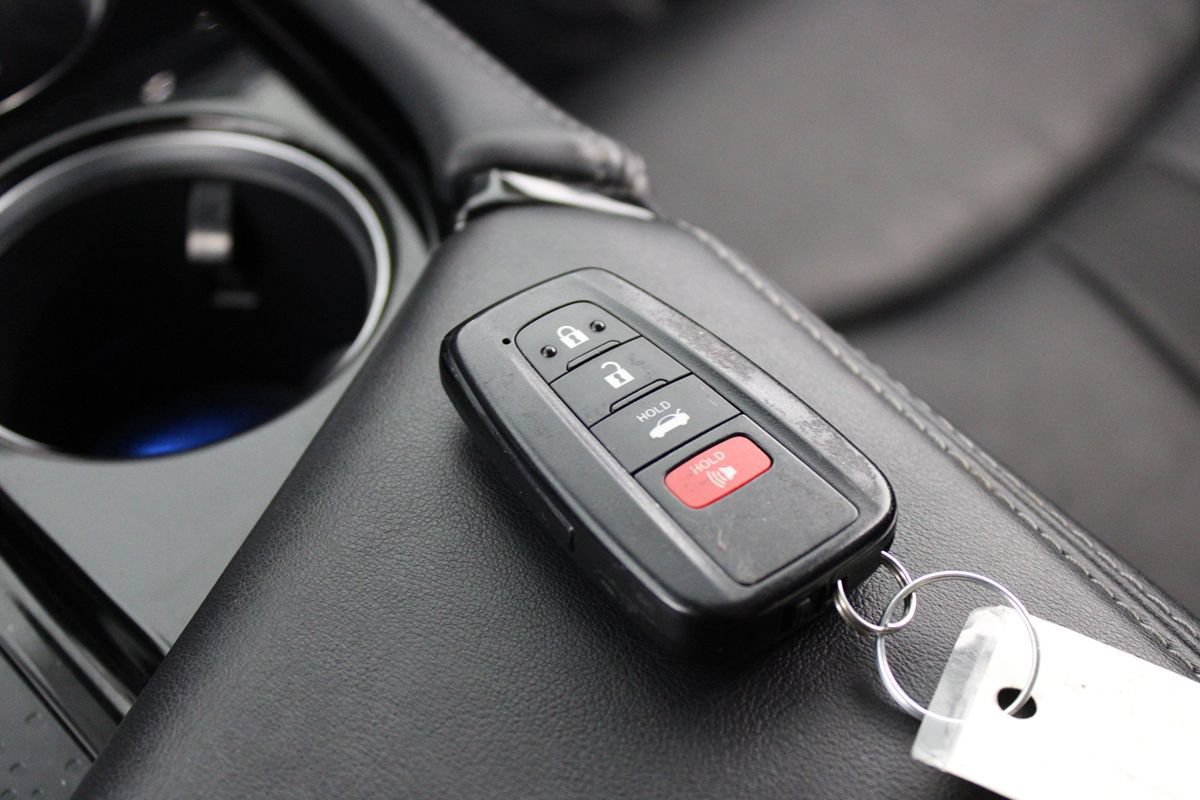 Used 2021 Toyota Mirai w/ Advanced Technology Package RWD image 22