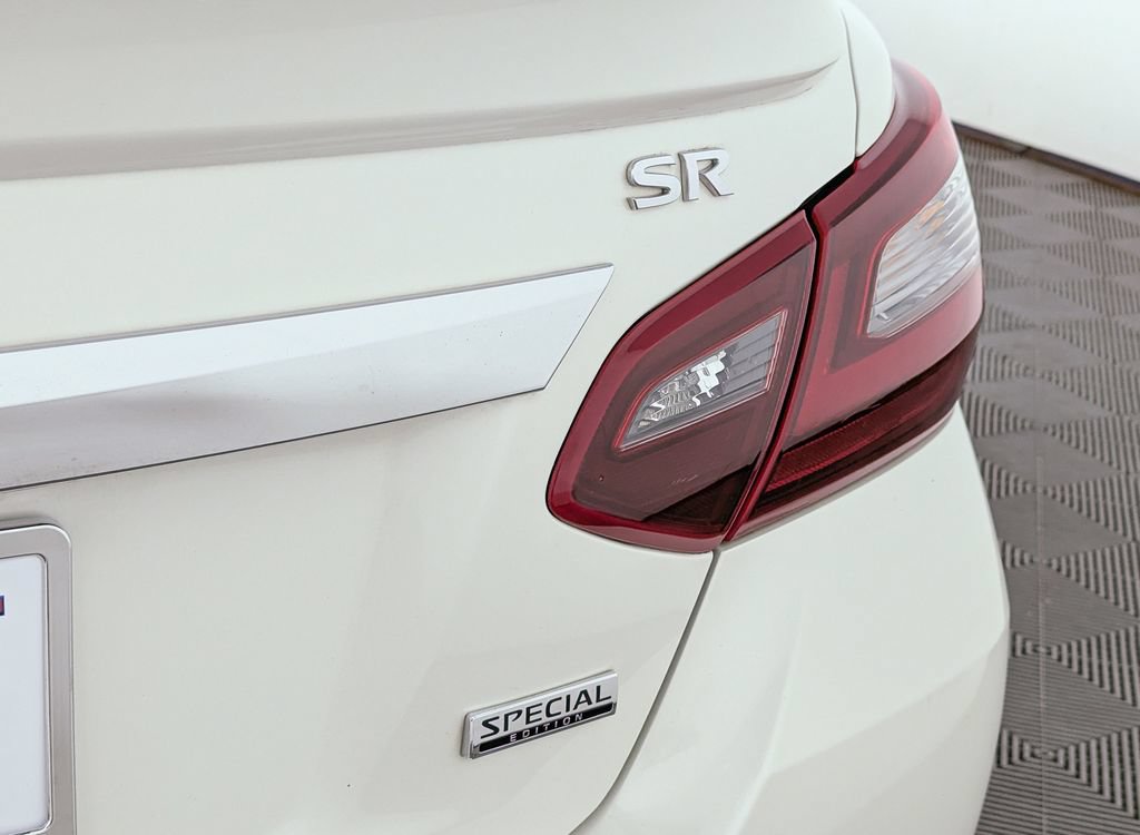 Used 2018 Nissan Altima 2.5 SR w/ SR Special Edition FWD image 12