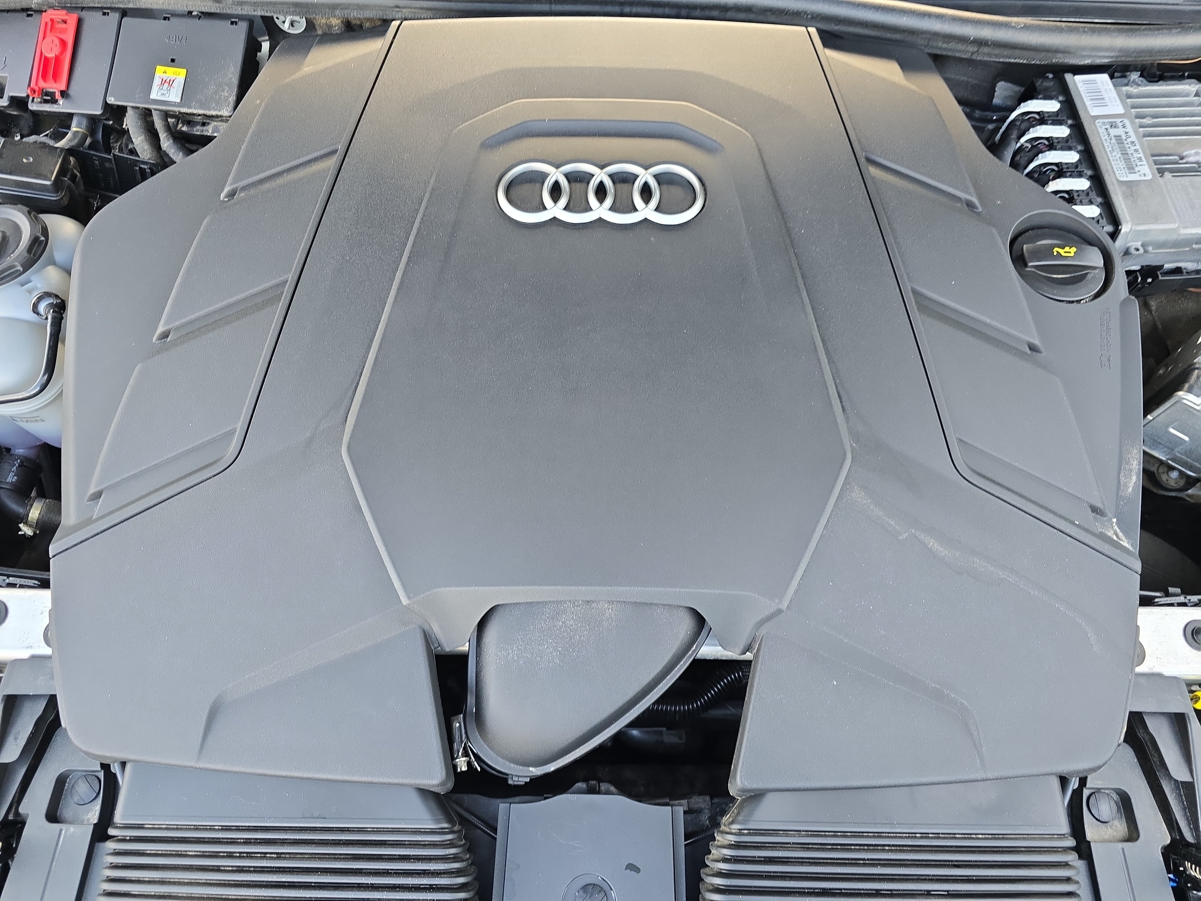 Used 2023 Audi Q7 3.0T Prestige AWD/4WD image 34