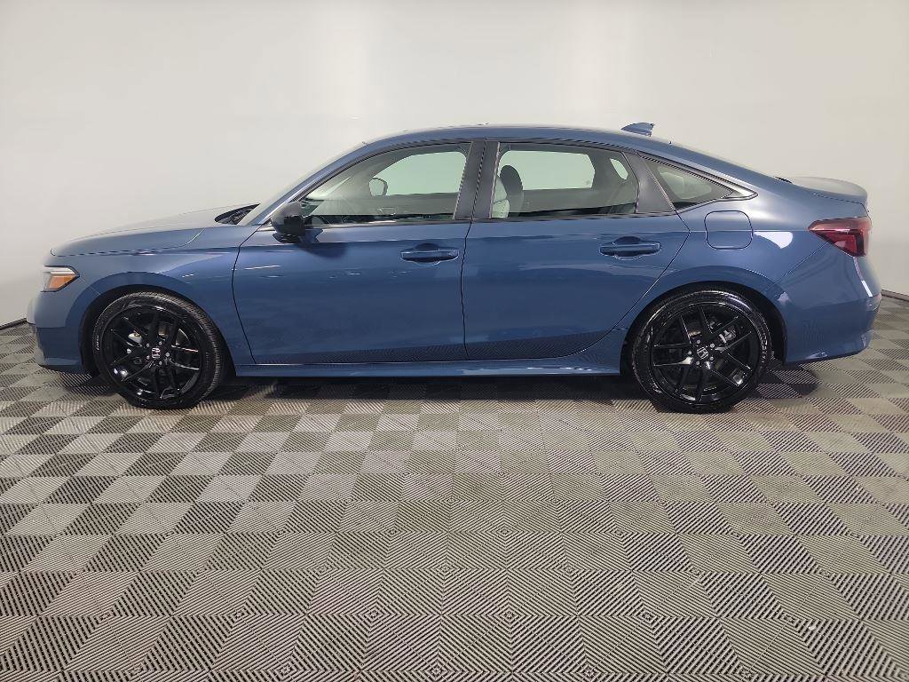 Certified 2025 Honda Civic Sport image 10