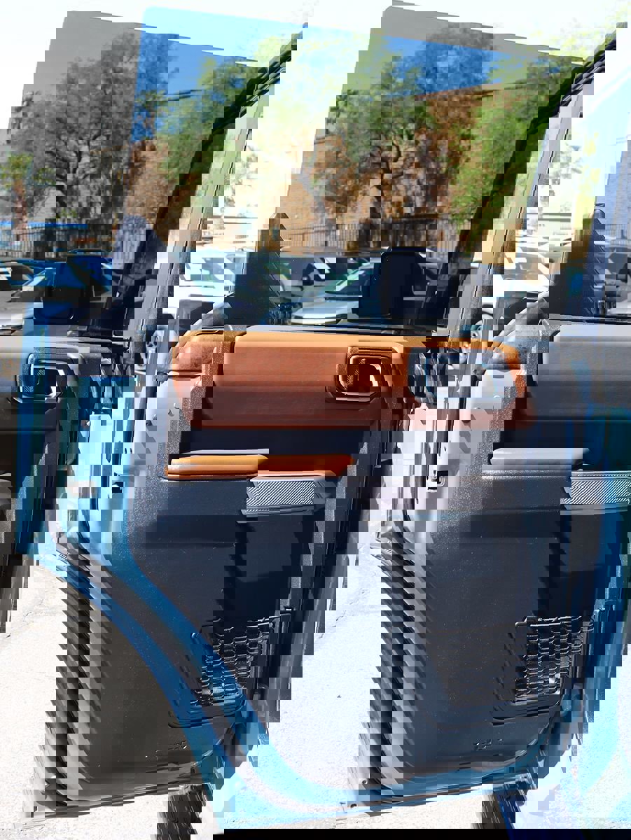 Used 2022 Ford Bronco Outer Banks image 30