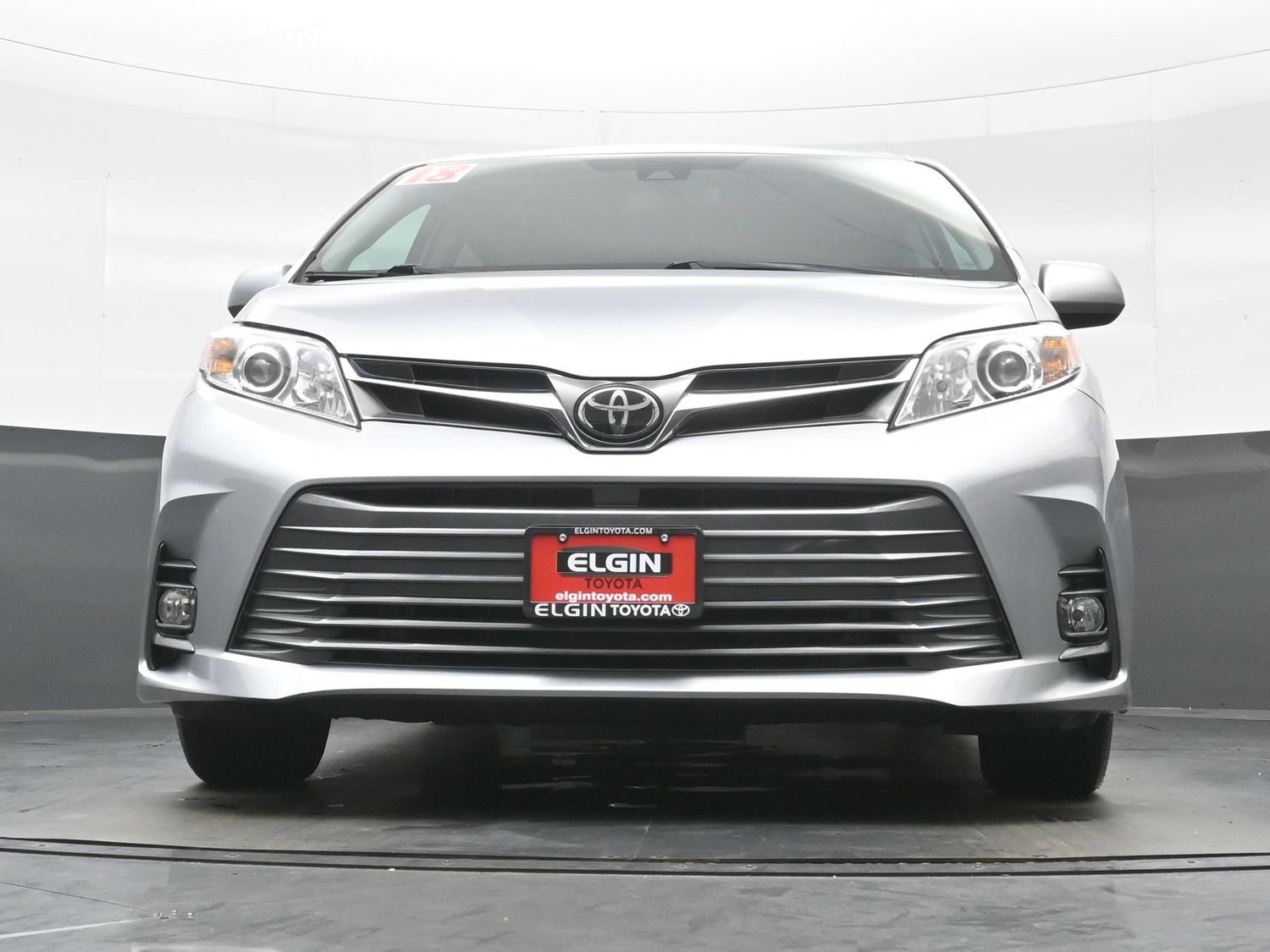 Used 2018 Toyota Sienna XLE FWD image 29