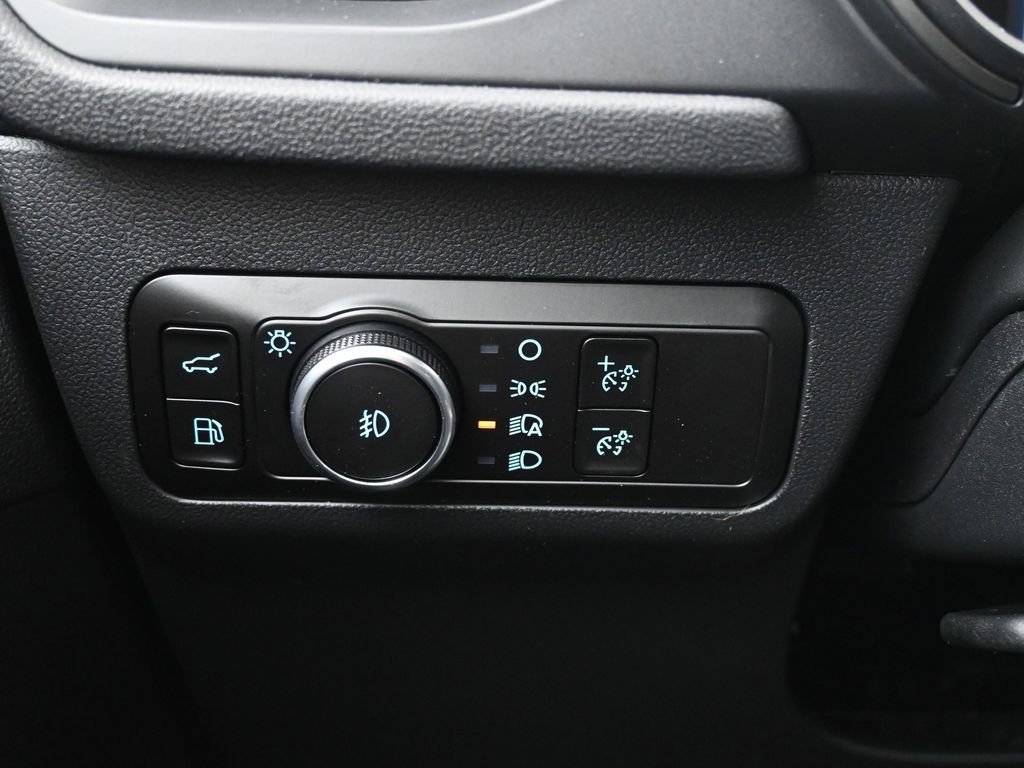 New 2026 Ford Escape SE image 17