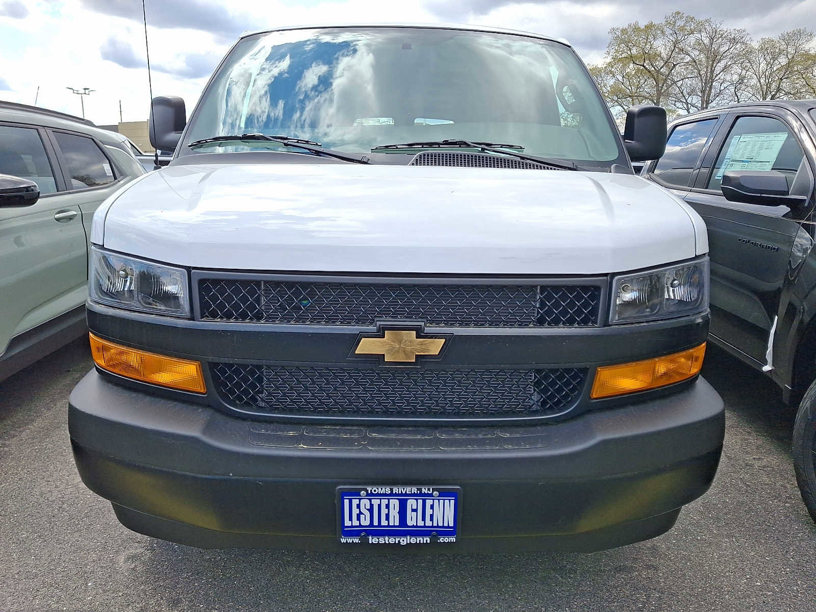 New 2026 Chevrolet Express 2500 Extended w/ Driver Convenience Package RWD image 2