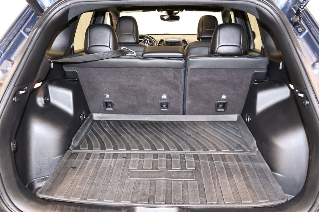 Used 2021 Jeep Cherokee Latitude Lux 80th Anniv w/ Quick Order Package 26U 80TH image 35