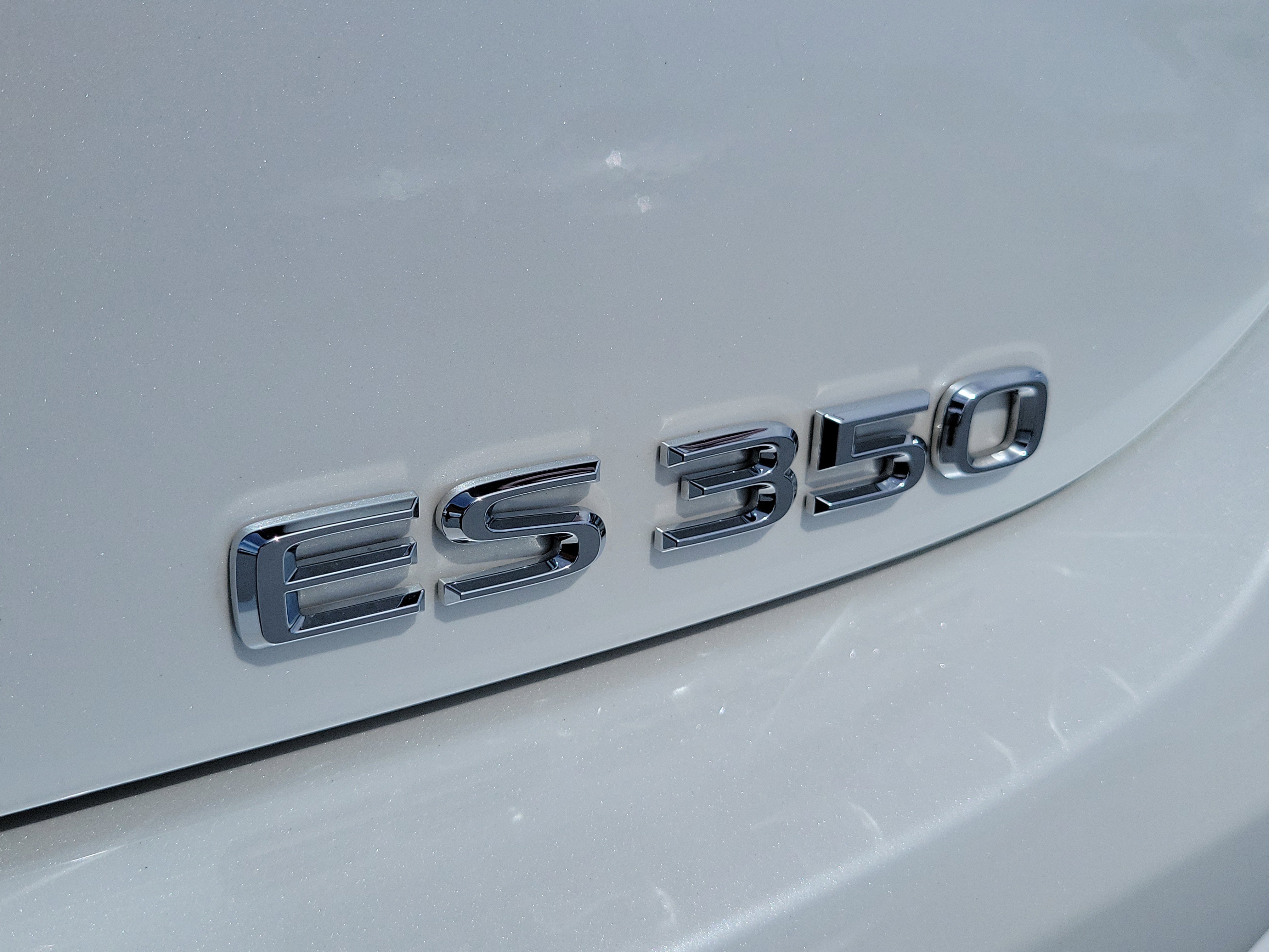 Used 2025 Lexus ES 350 w/ Premium Package FWD image 8