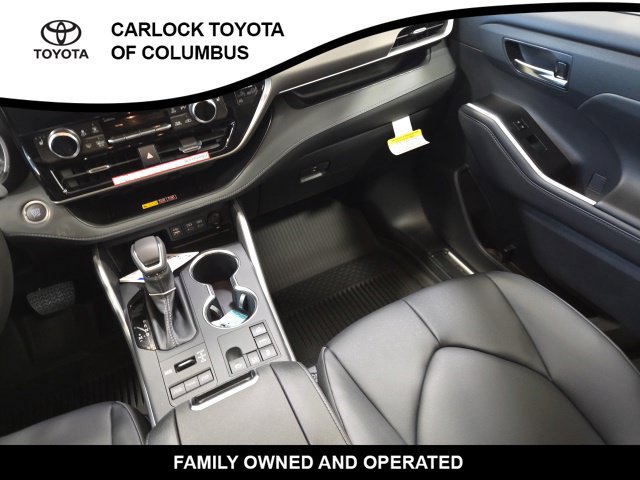 New 2026 Toyota Highlander AWD image 20