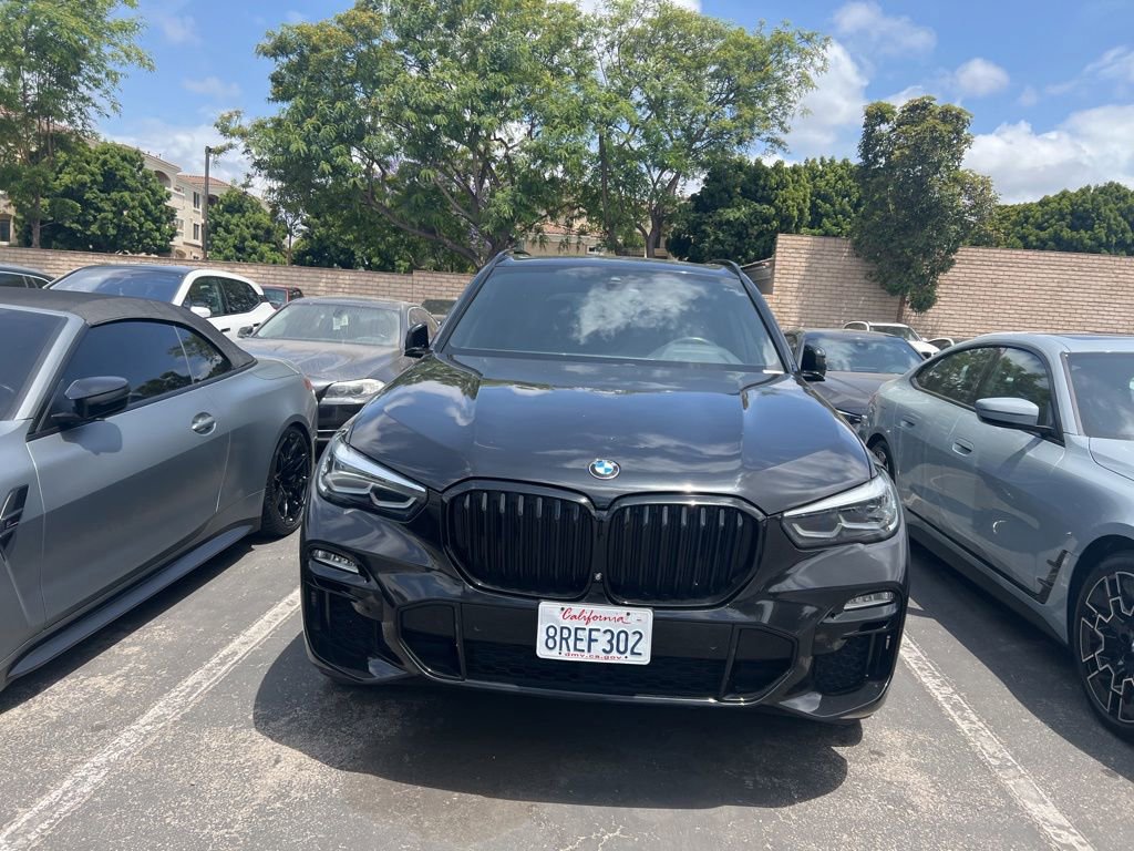 Used 2020 BMW X5 sDrive40i w/ M Sport Package RWD image 2