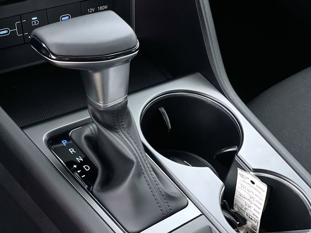 Used 2025 Hyundai Sonata SE FWD image 22