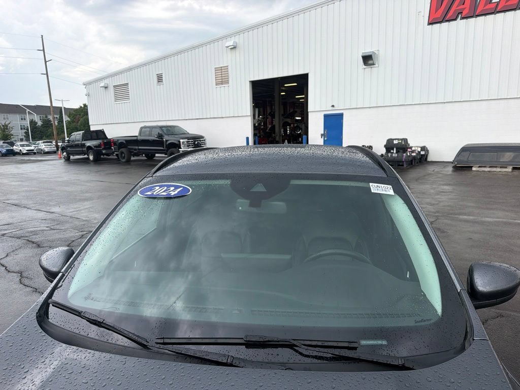 Used 2024 Ford Escape Platinum AWD/4WD image 17