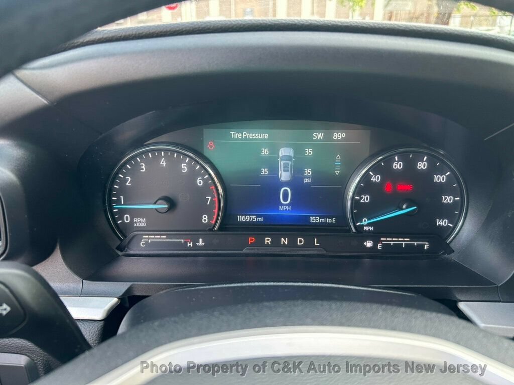 Used 2022 Ford Explorer XLT AWD/4WD image 44