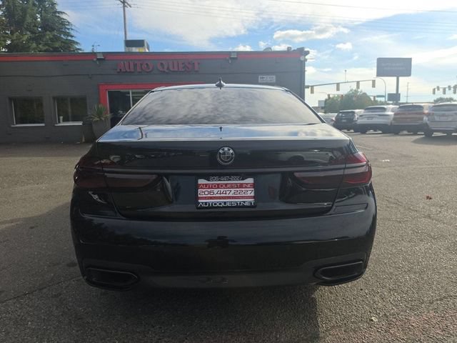Used 2016 BMW 750i xDrive AWD/4WD image 25
