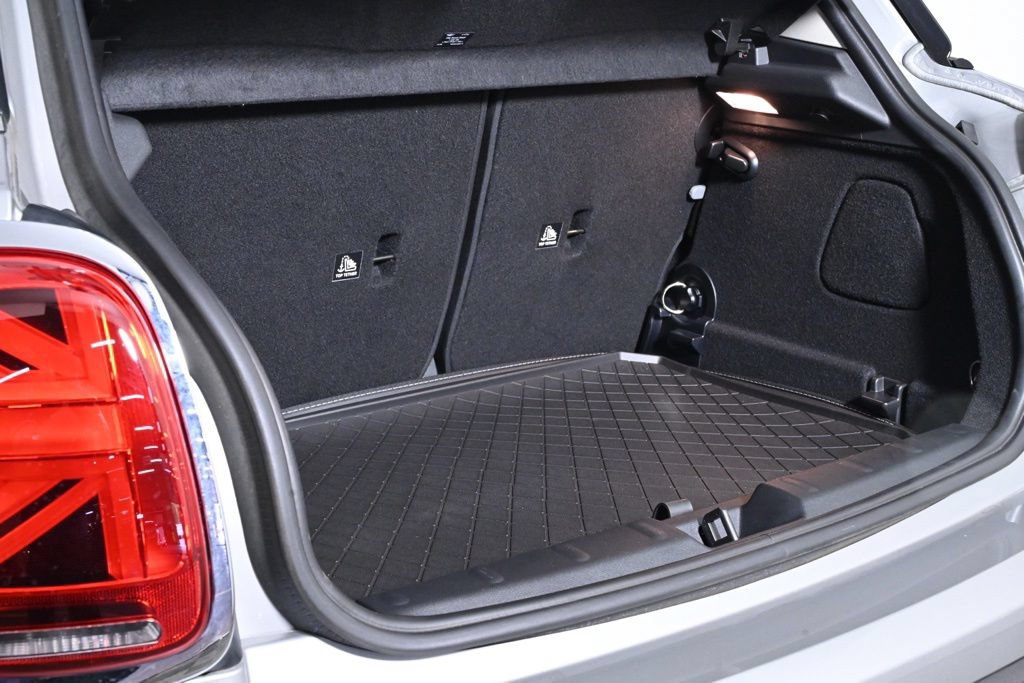 Certified 2024 MINI Cooper S FWD image 31