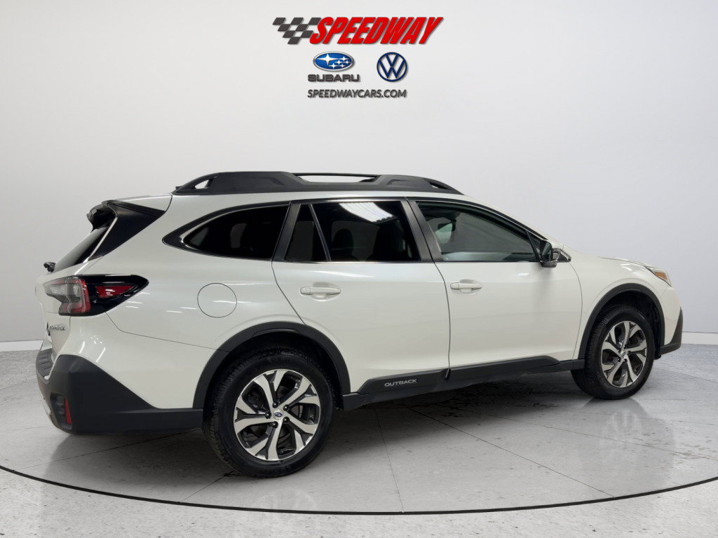 Used 2022 Subaru Outback Limited w/ Tech Package 3 AWD/4WD image 5