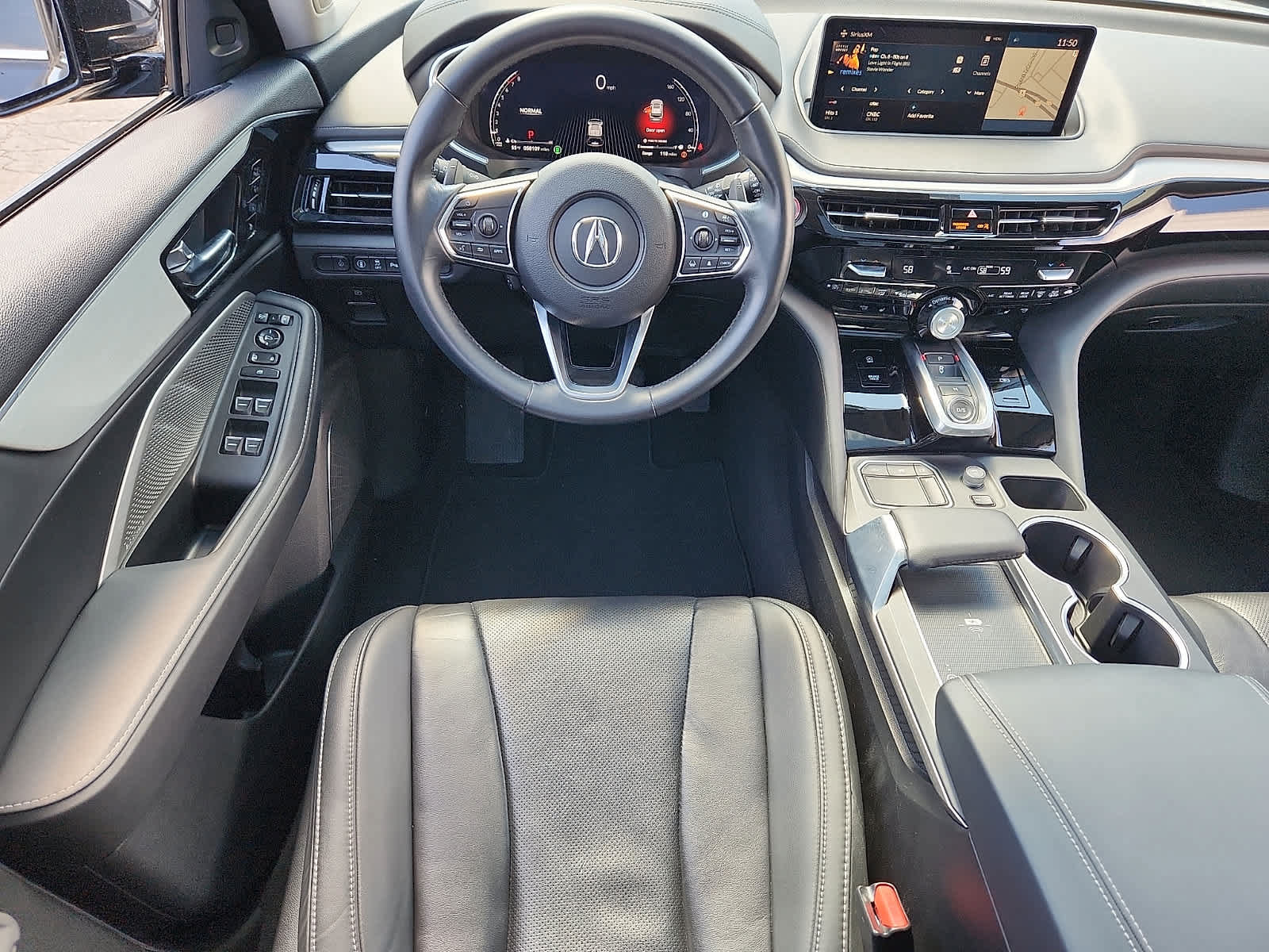 Used 2023 Acura MDX SH-AWD w/ Technology Package image 12