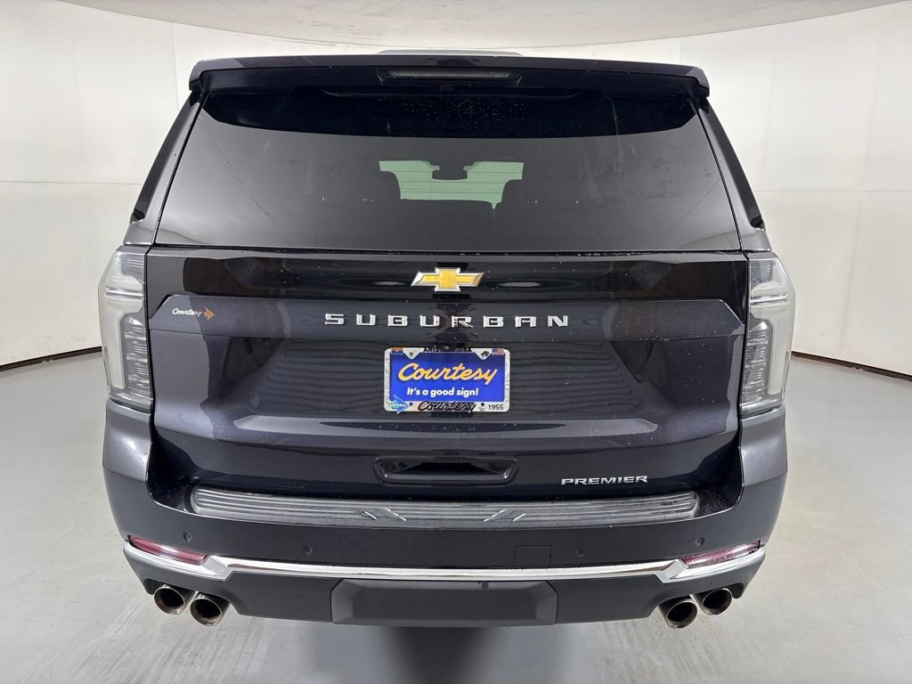 Certified 2025 Chevrolet Suburban Premier AWD/4WD image 8