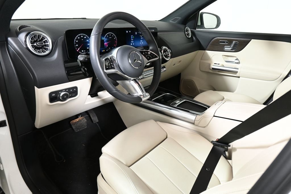 Certified 2026 Mercedes-Benz GLA 250 4MATIC image 14